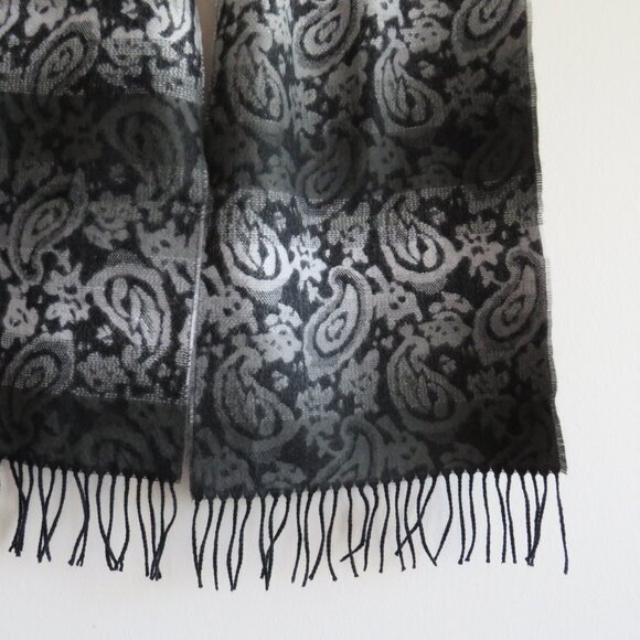 Softer Than Cashmere Black Gray Paisley Motif Unisex Scarf with Fringe - Picture 5 of 12